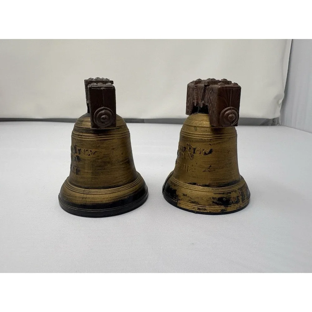 Vintage Liberty Bell Salt & Pepper Shakers 3.5